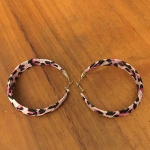 Pink Leopard Print Hoop Earrings 🎉2 for $7🎉